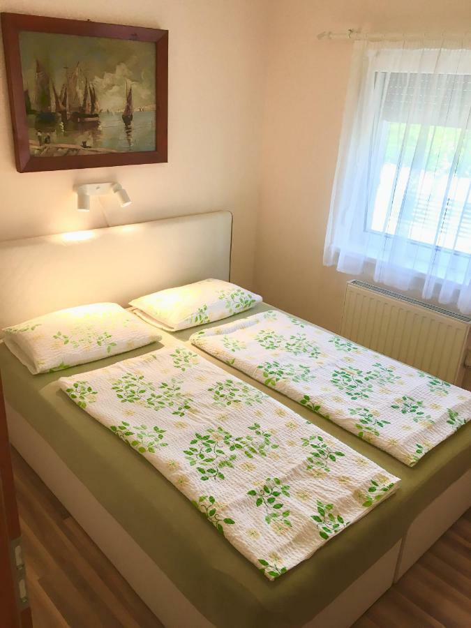 시오포크 Aranypart Apartman 아파트 외부 사진